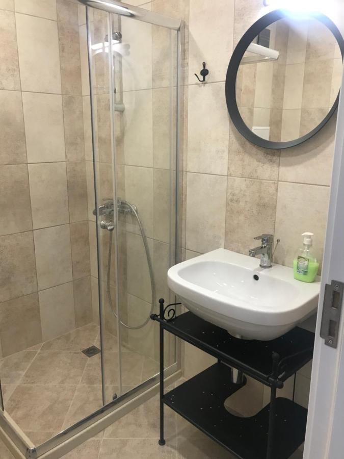 Golden Eye Apartment, City Center, Wi-Fi, Burgas Free University Atanasovo Exteriör bild